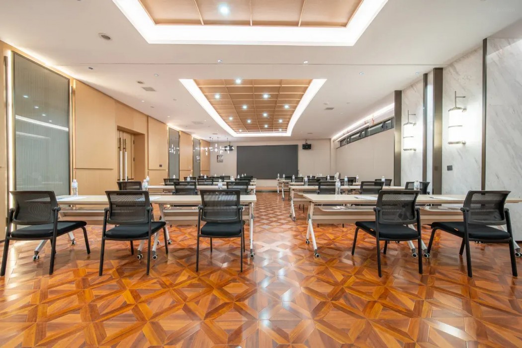 LUXEMON GEM HOTEL Altay 30/53