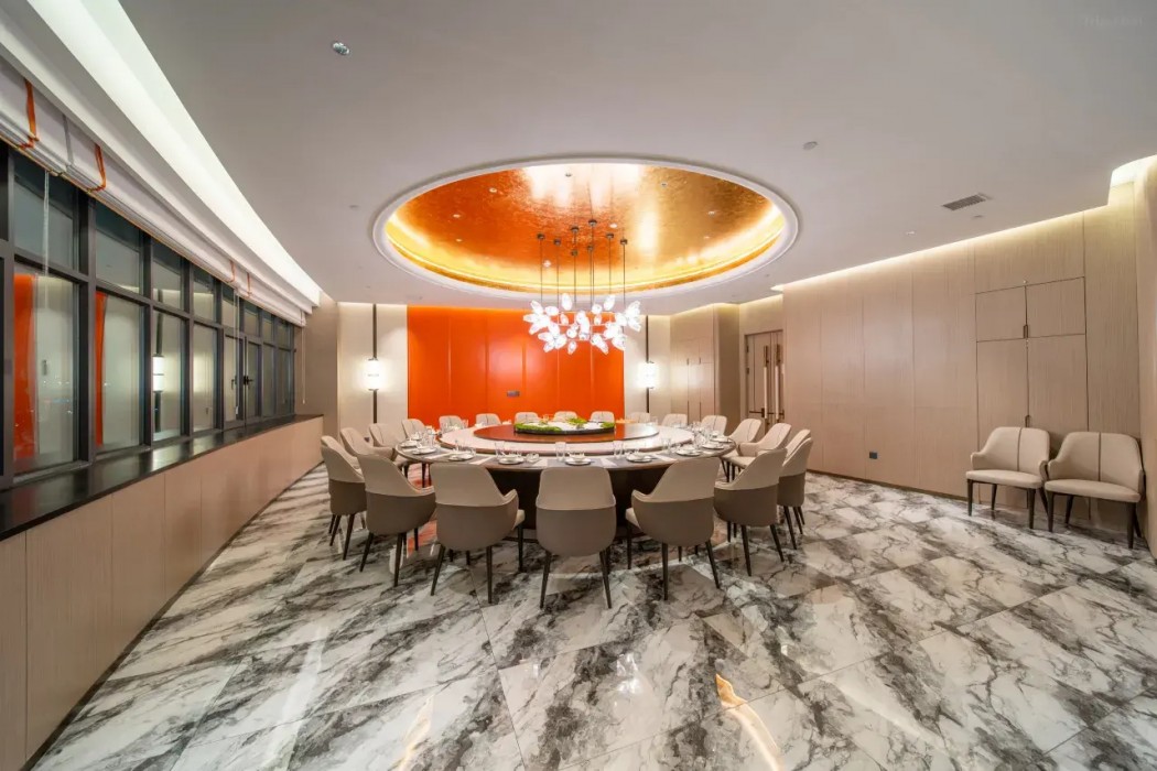 LUXEMON GEM HOTEL Altay 44/53