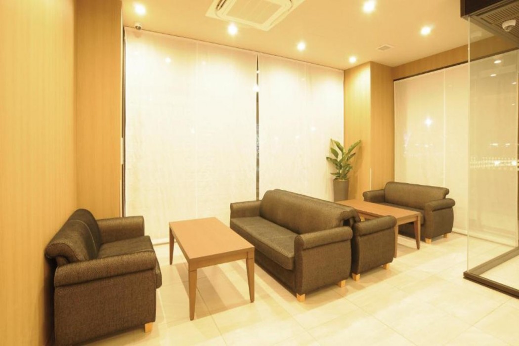 AB Hotel Tahara 27/32