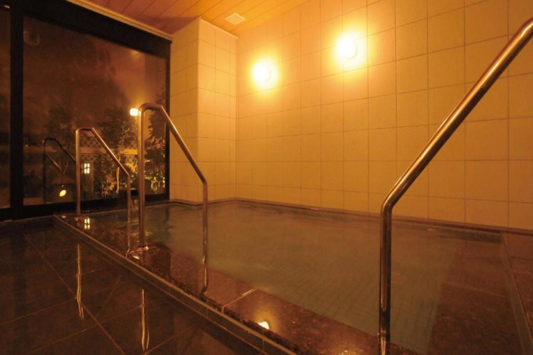 AB Hotel Tahara 26/32