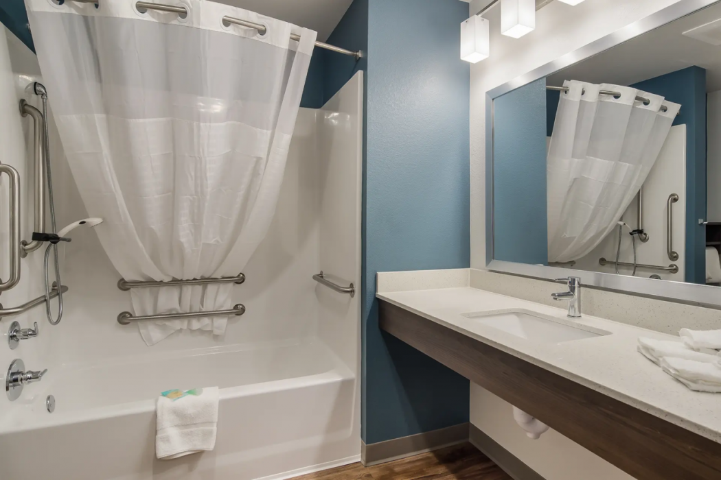 WoodSpring Suites Palm Springs - West Palm Beach, FL 17/44