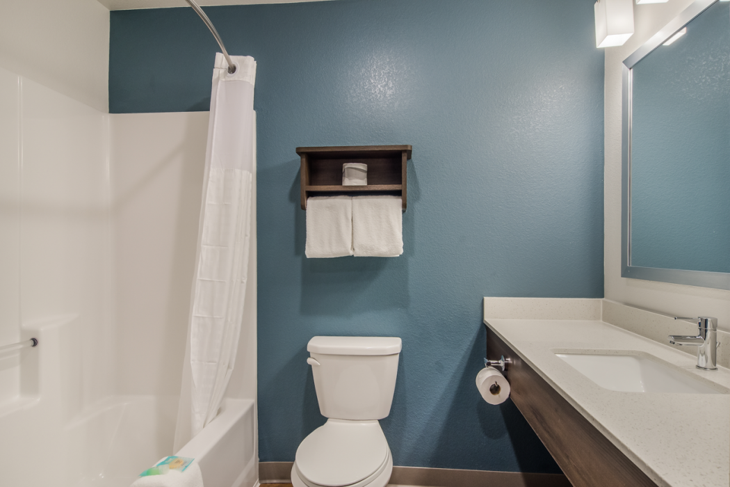 WoodSpring Suites Palm Springs - West Palm Beach, FL detail
