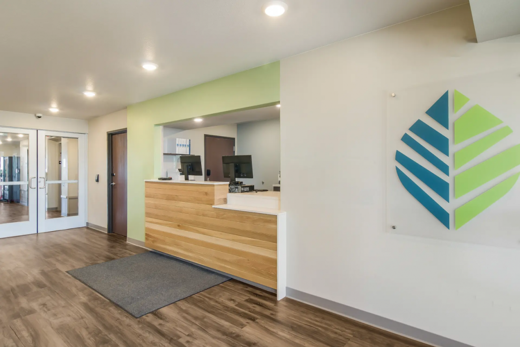 WoodSpring Suites Palm Springs - West Palm Beach, FL secondary