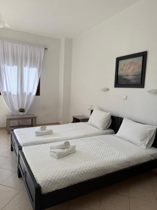 SIFAKIS HOUSE 17/65