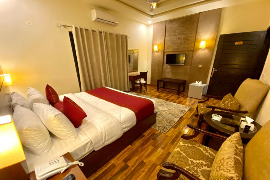 Shelton’s Rezidor Lahore 23/51