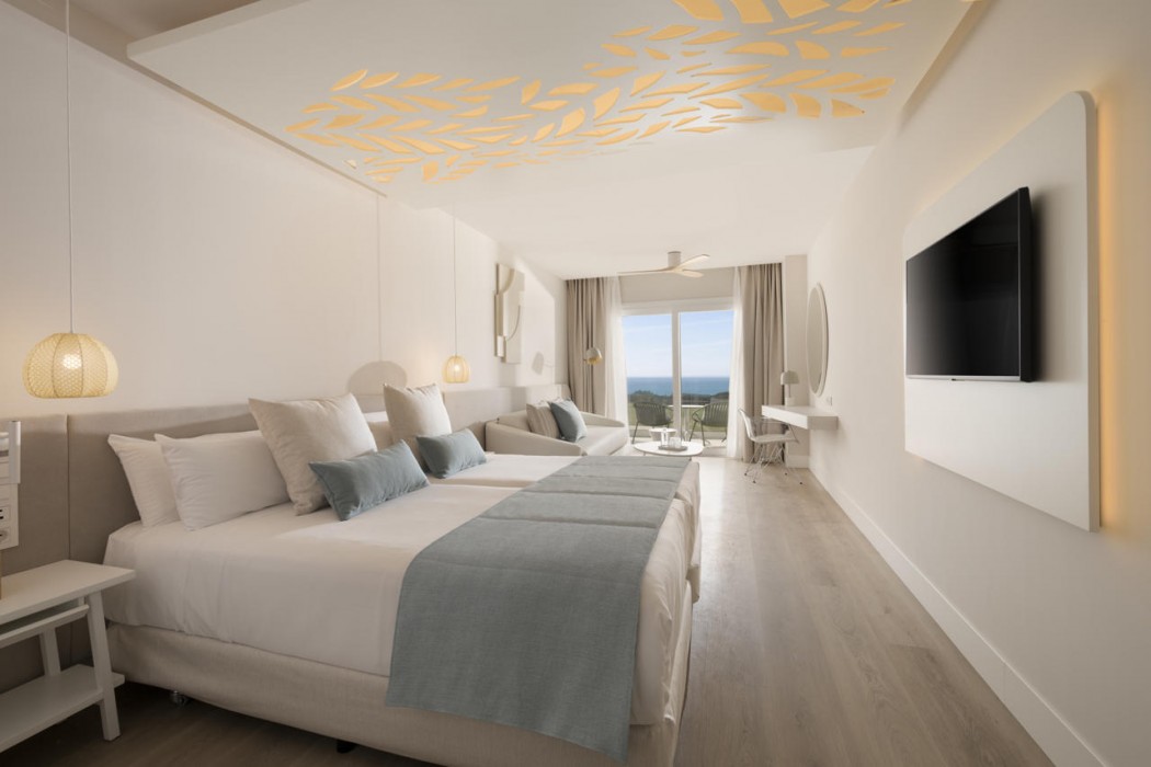 Amare Beach Hotel Sancti Petri 23/111