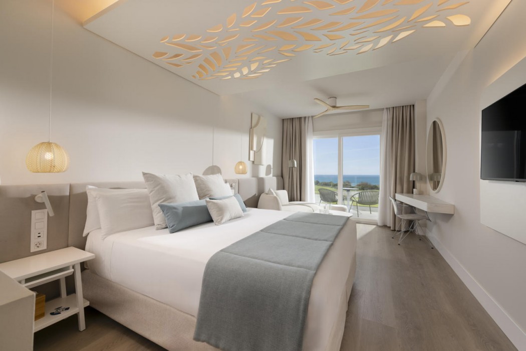 Amare Beach Hotel Sancti Petri 38/111