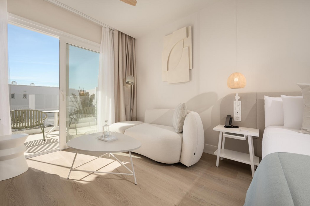 Amare Beach Hotel Sancti Petri 60/111