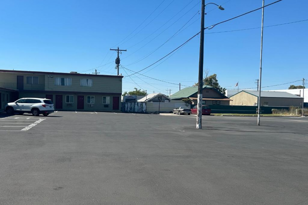 Oregon Trail Motel By Townhouse Ontario OR thumb 2