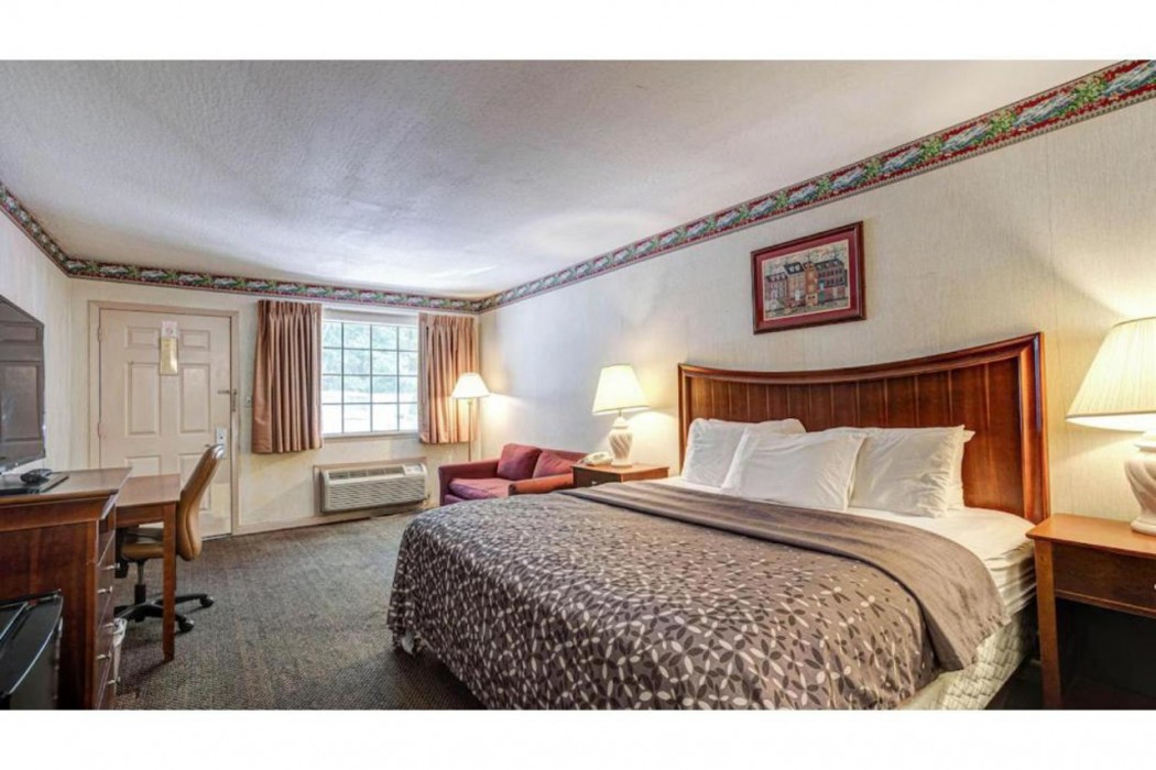 Northgate Inn by Townhouse Hattiesburg I-59 12/26