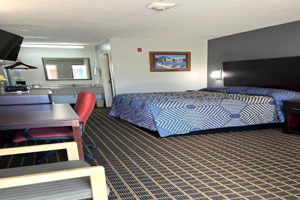 Lake Seminole Inn 12/29