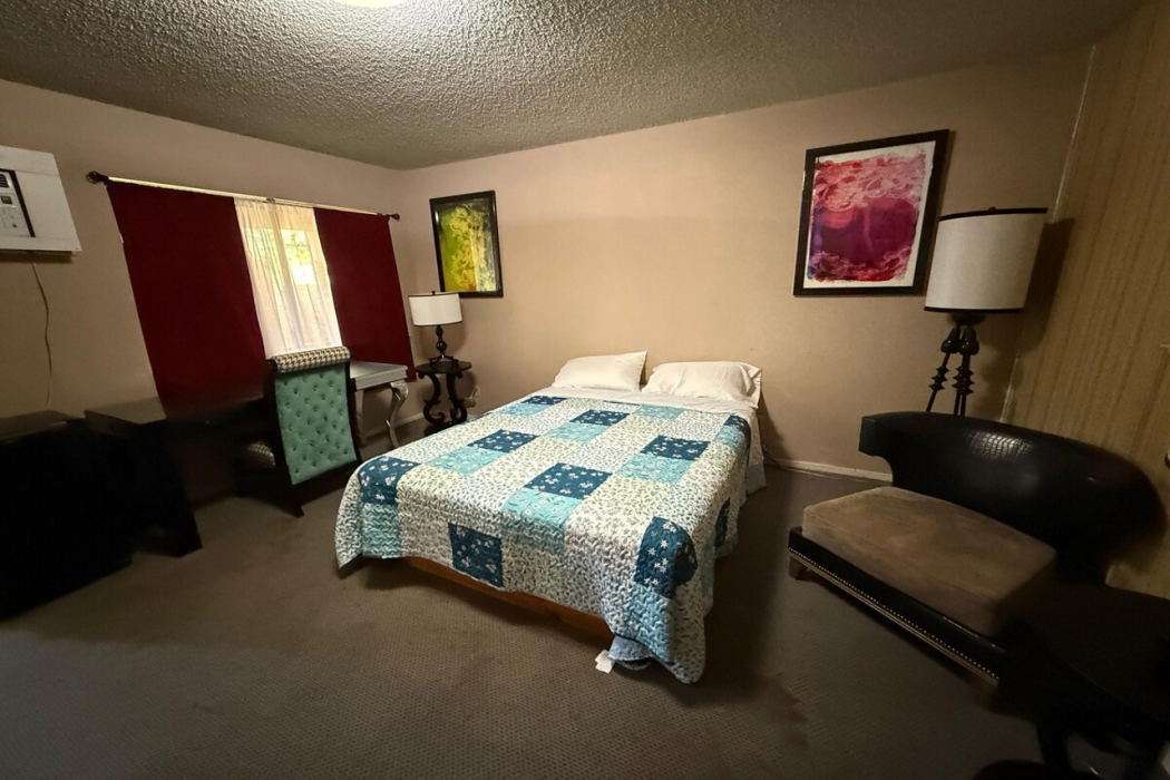 Columbia Inn Motel CA 49 11/47