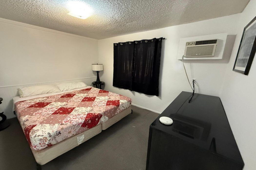 Columbia Inn Motel CA 49 8/47