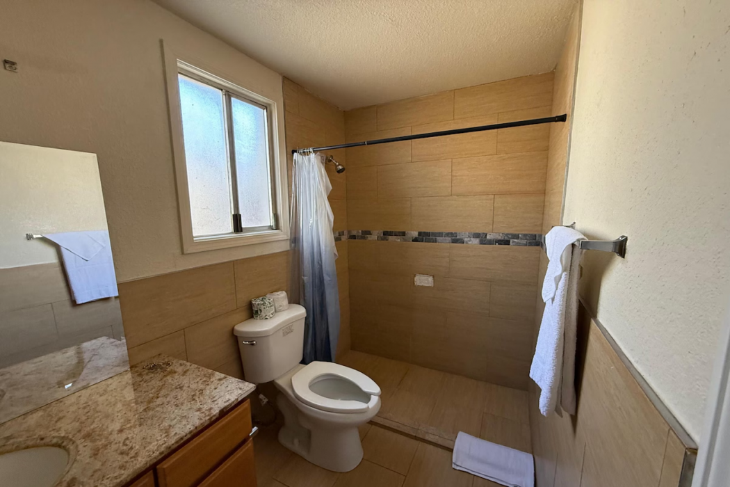 Discovery Inn Vallejo I 80 Near Napa CA 6/32