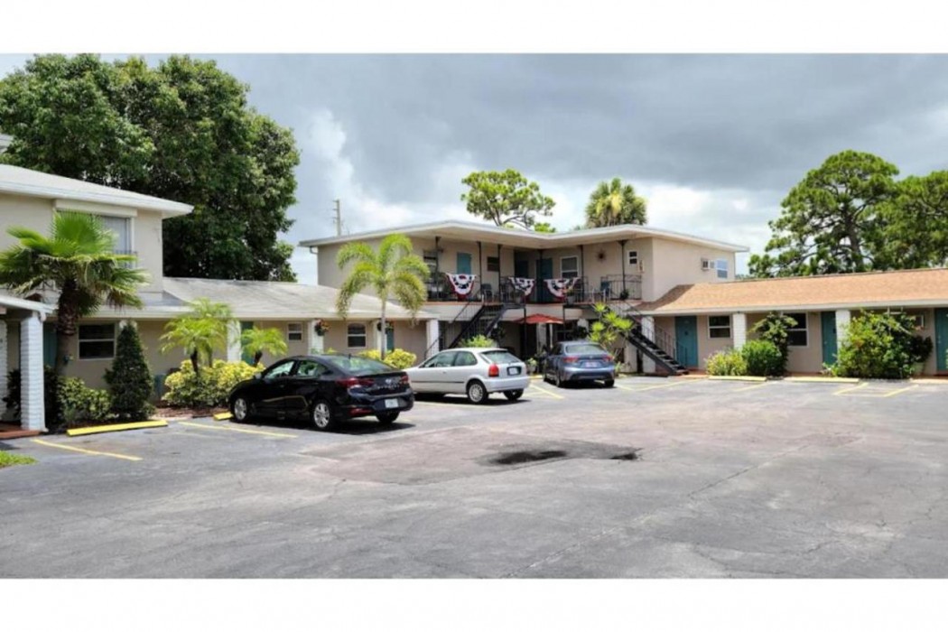 Siesta Motor Inn By Townhouse Kennedy Space Center Titusville I 95 22/29