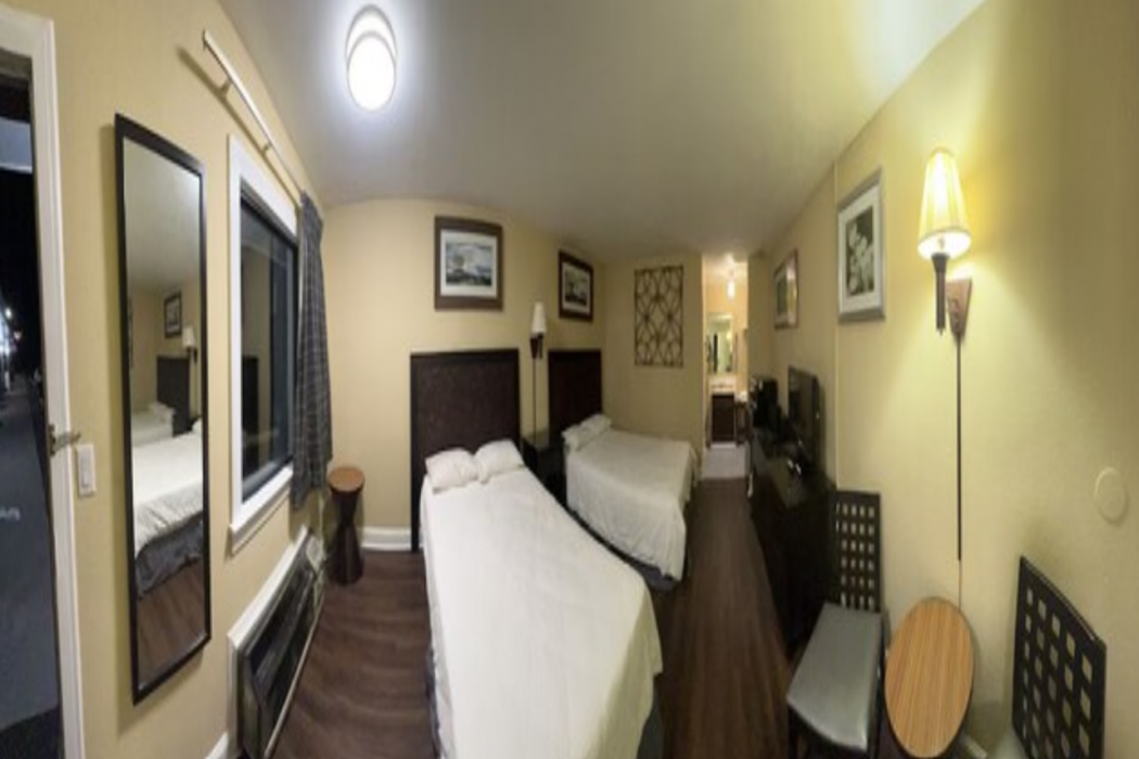 Courtland Inn By Townhouse Franklin VA US 58 8/22