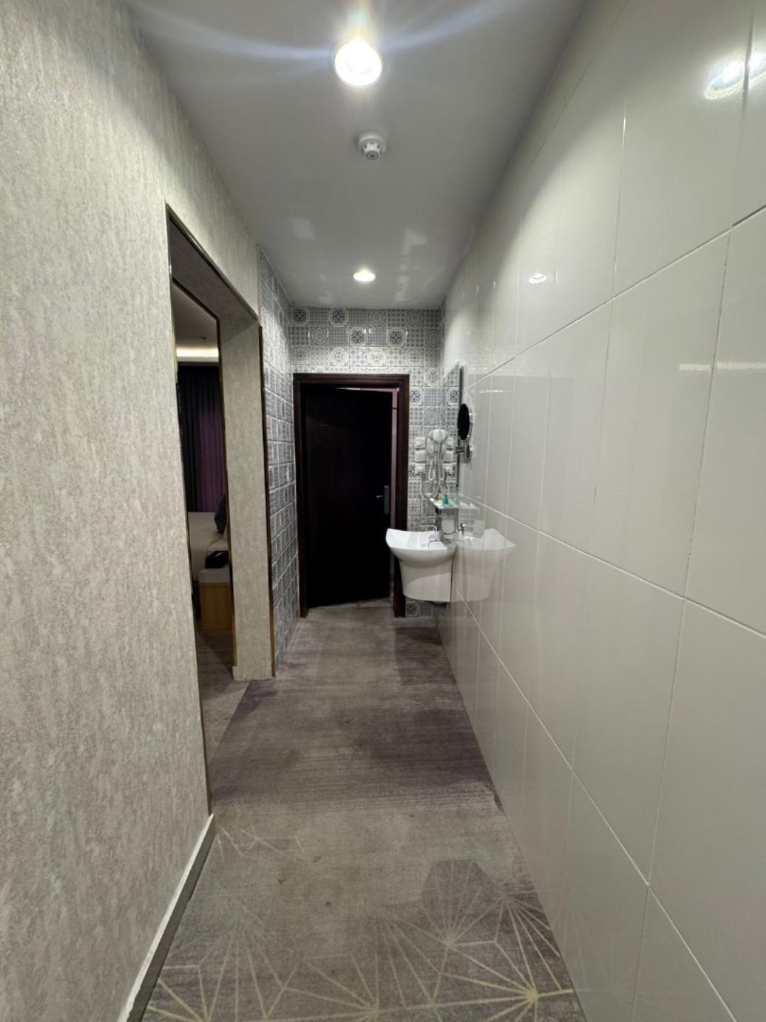 2 Bed Rooms Sea View