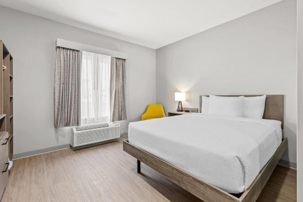 ECHO Suites Extended Stay by Wyndham Conyers 12/37