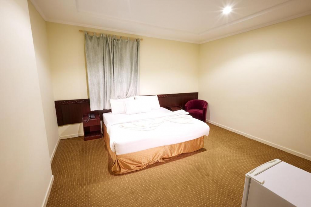 فندق الــزائرين ٢