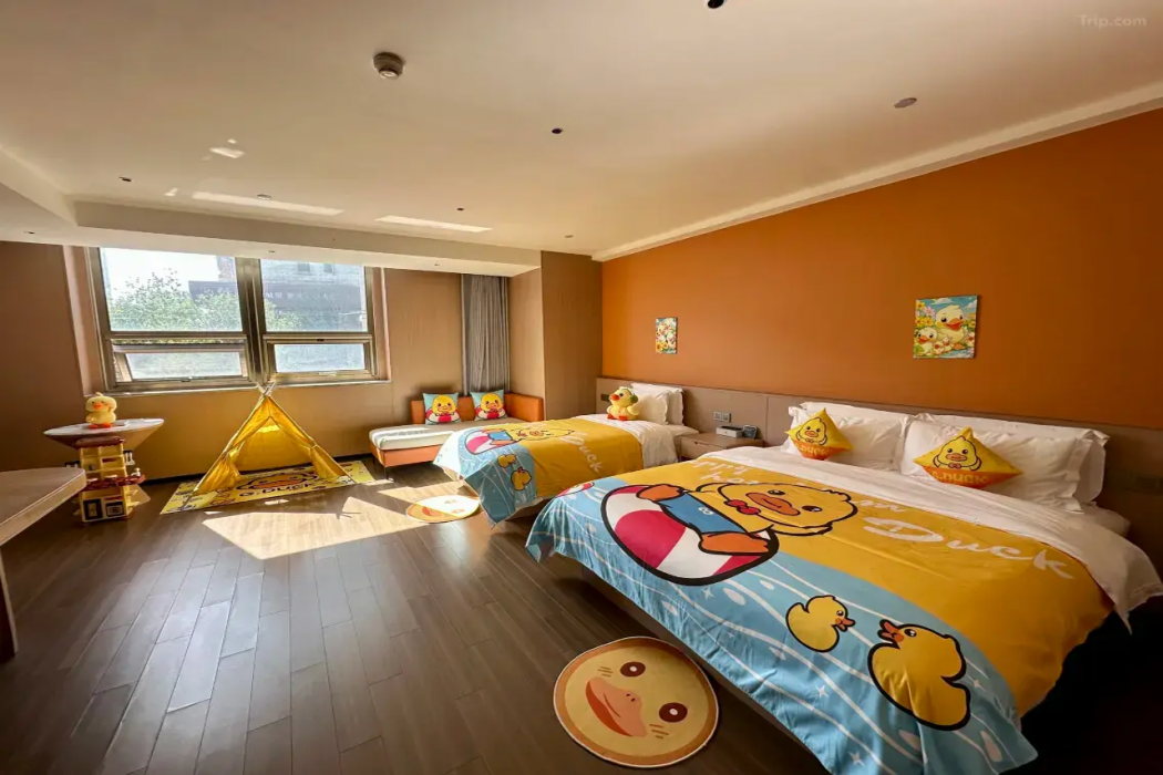 Jifeng International Hotel (Songjiazhuang Metro Station Branch) 10/26