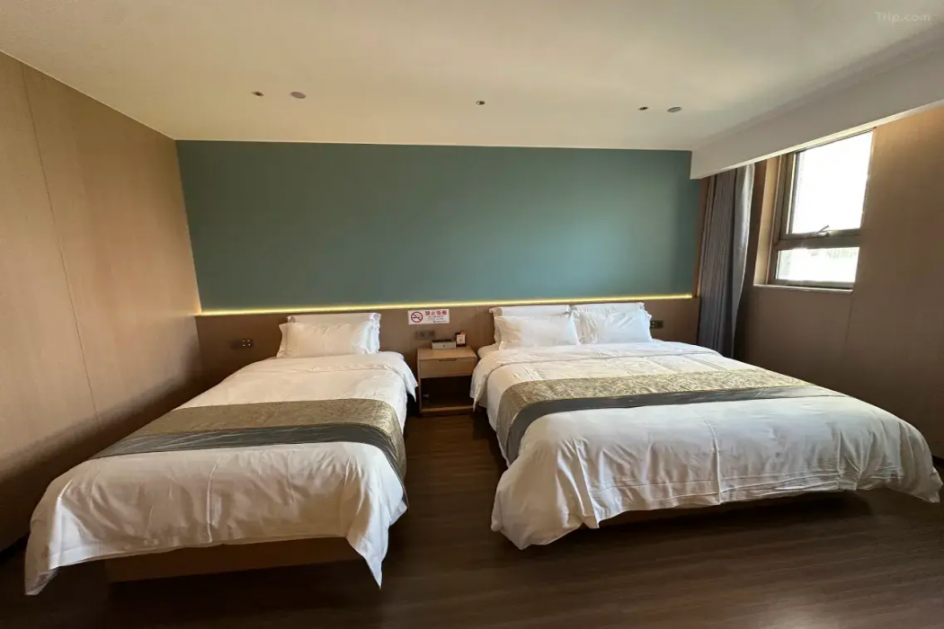 Jifeng International Hotel (Songjiazhuang Metro Station Branch) 13/26