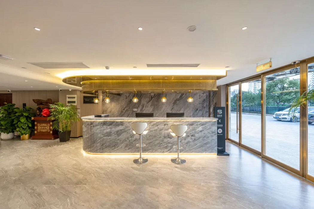 Jifeng International Hotel (Songjiazhuang Metro Station Branch) 20/26