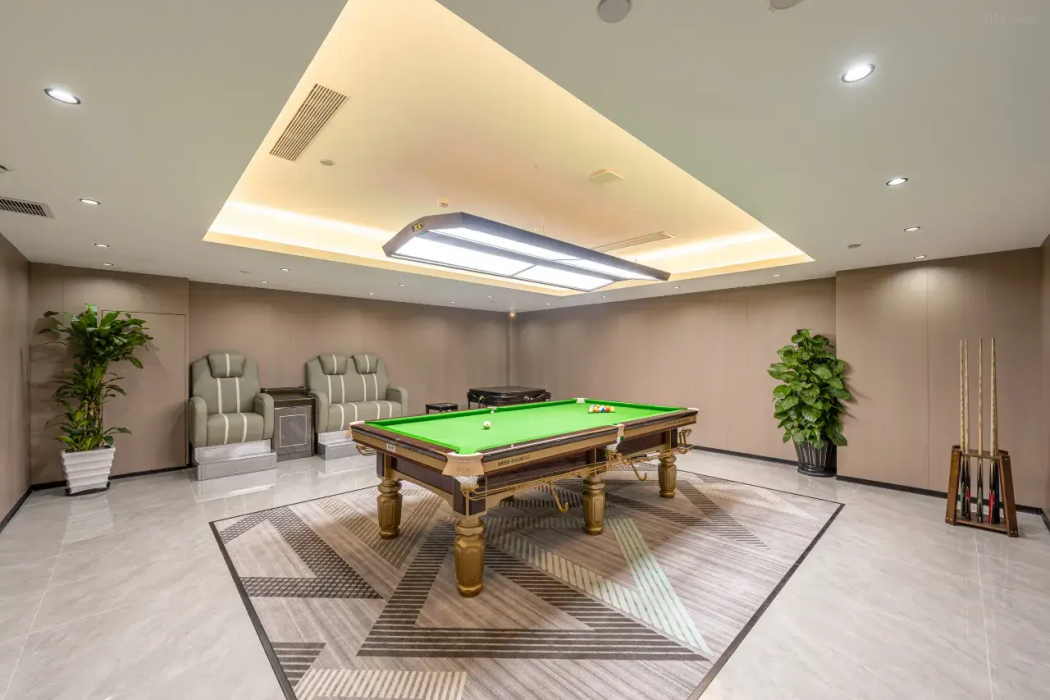 Jifeng International Hotel (Songjiazhuang Metro Station Branch) 24/26