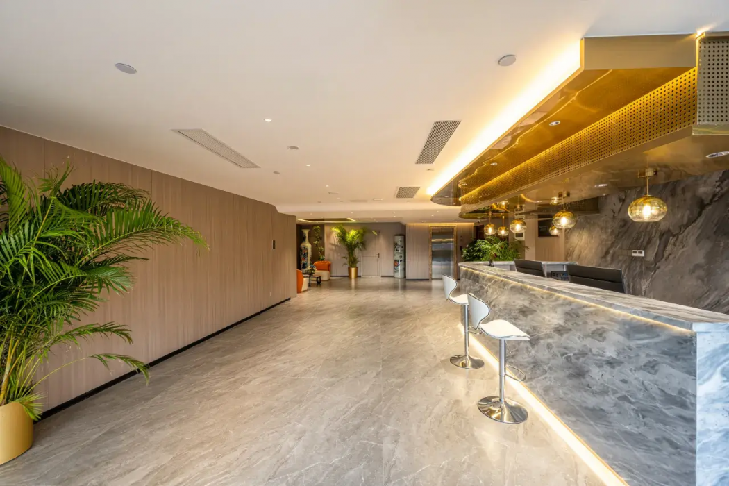 Jifeng International Hotel (Songjiazhuang Metro Station Branch) 25/26