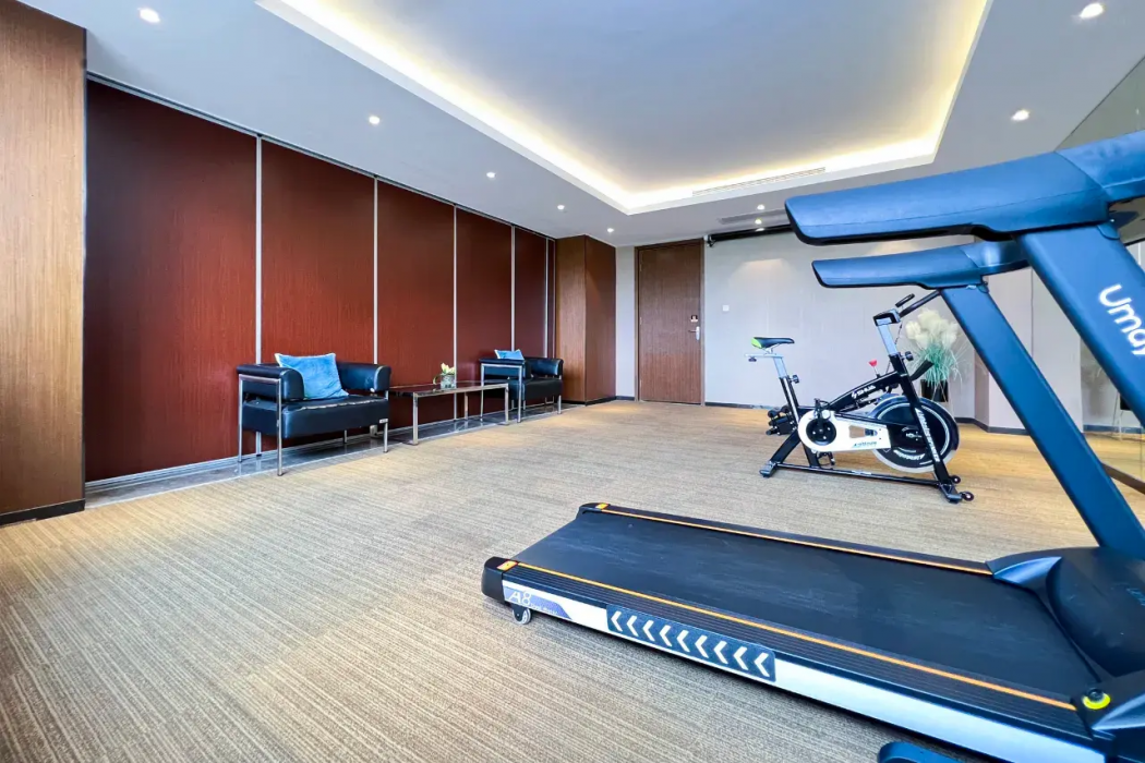 ECHIC HL (Guangzhou Zhujiang New Town Huashi Metro Station Branch) 24/25