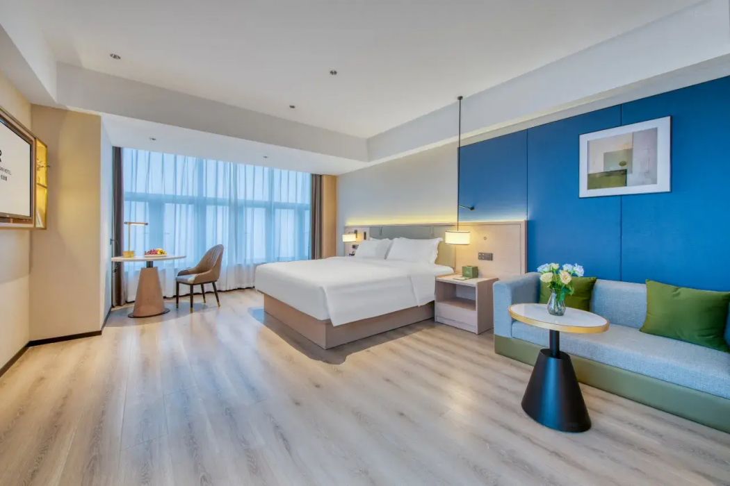 REZEN LONGHH Hotel (Guangzhou Taikoo Cangshayuan Subway Station) 7/10