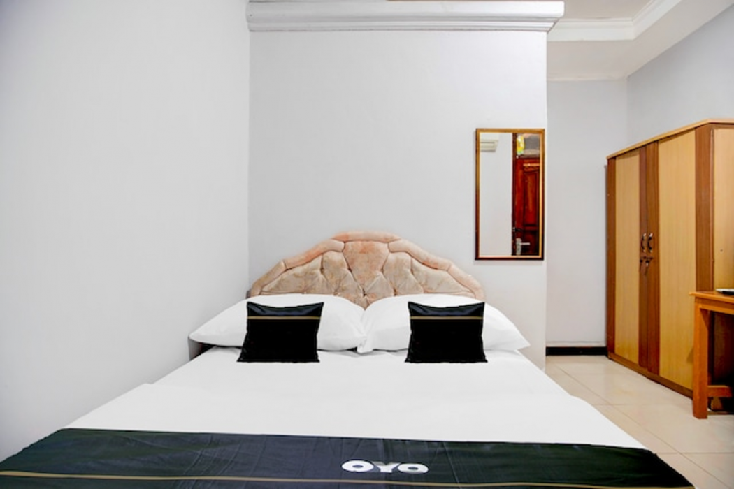 Hotel O Balikpapan near Taman Beruang Madu formerly Palm Cafe Inn 10/34