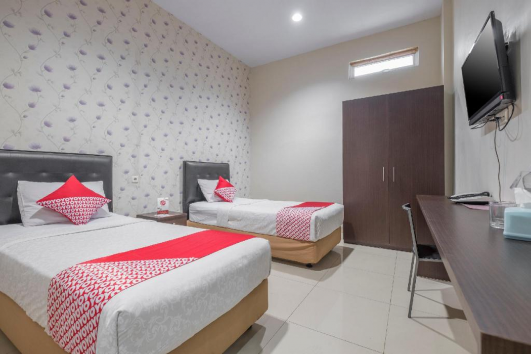 Hotel O Makassar near Pantai Losari formerly Hotel Astra Novilia 15/35