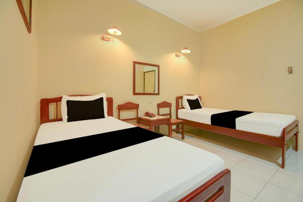 Hotel O Makassar near Pantai Losari formerly Hotel Tiara Sari 8/54