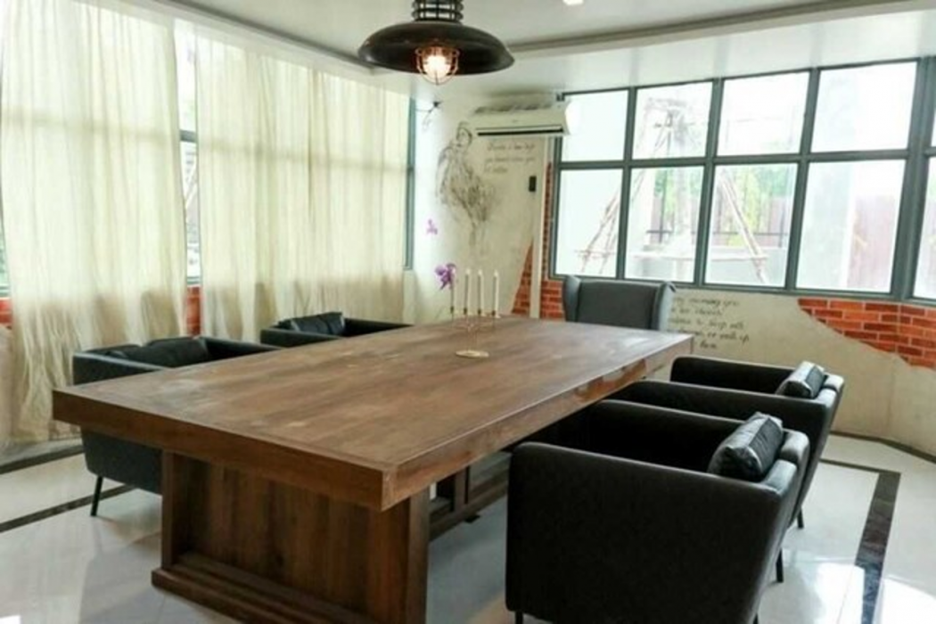 RQ Bangkok Sukhumvit 107 by Collection O 18/31