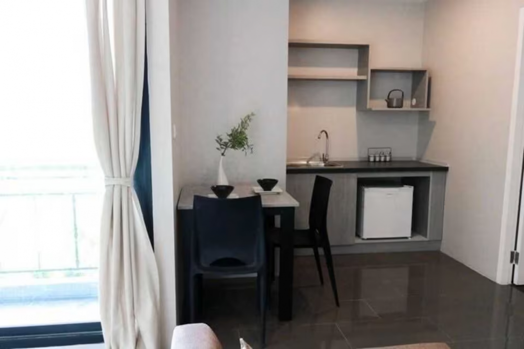 RQ Bangkok Sukhumvit 107 by Collection O 13/31