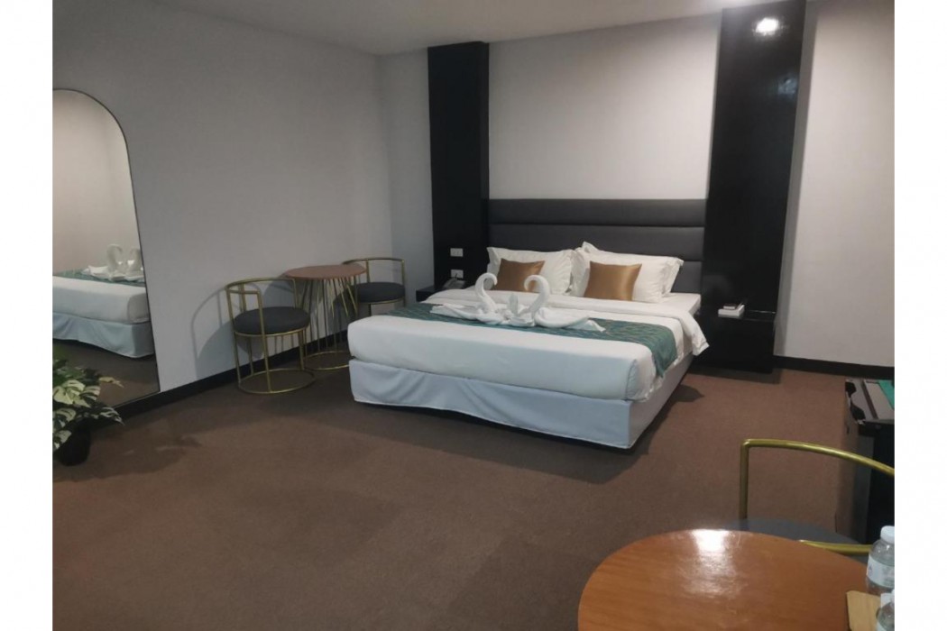 Palette Angeles, Clark International Airport, Formerly Boss Hotel 13/61