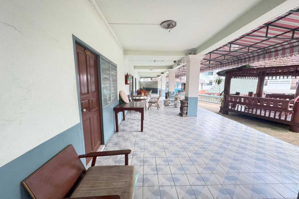 Hotel O Top North Guesthouse 25/32