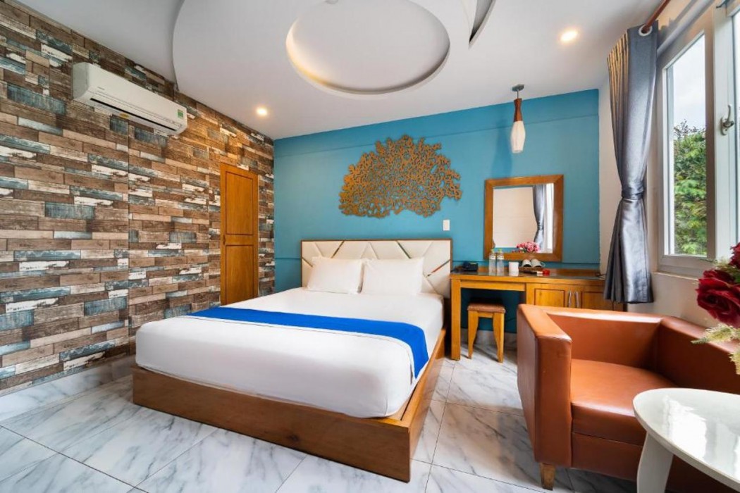 Collection O Sunrise Hotel Trung Son 12/30