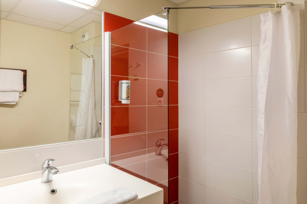 B&B HOTEL Agen Castelculier 6/24