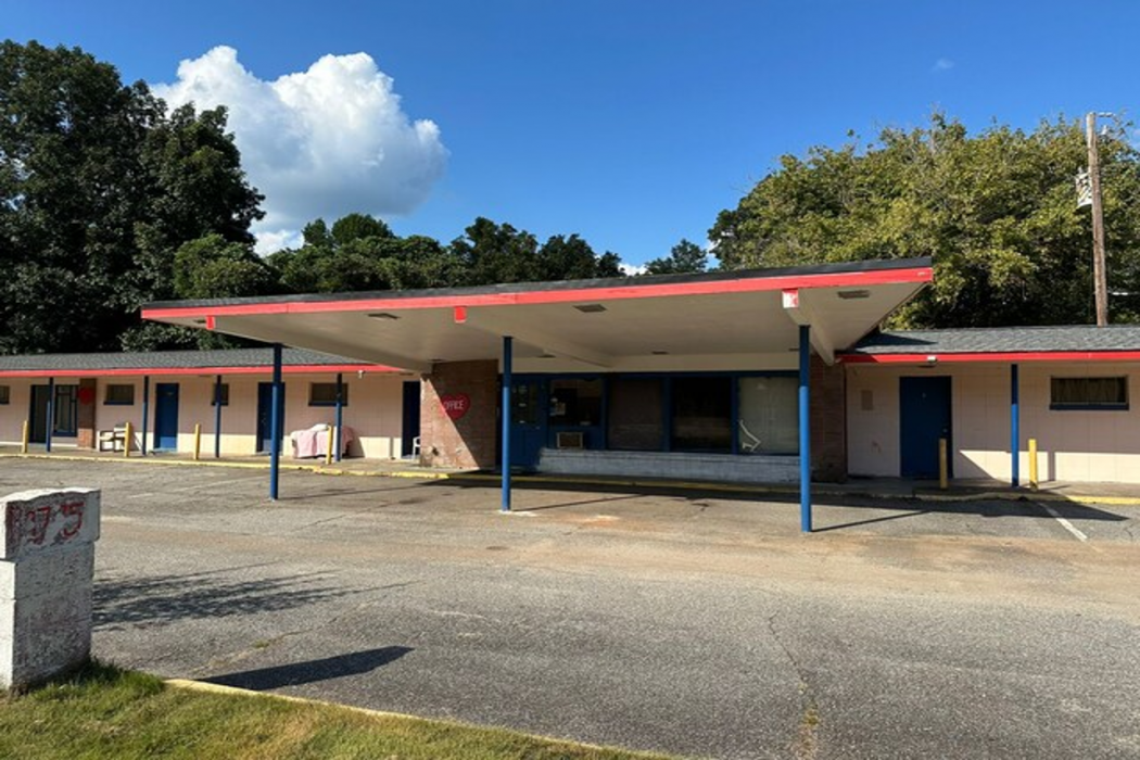 OYO Heart Of Dixie Motel image