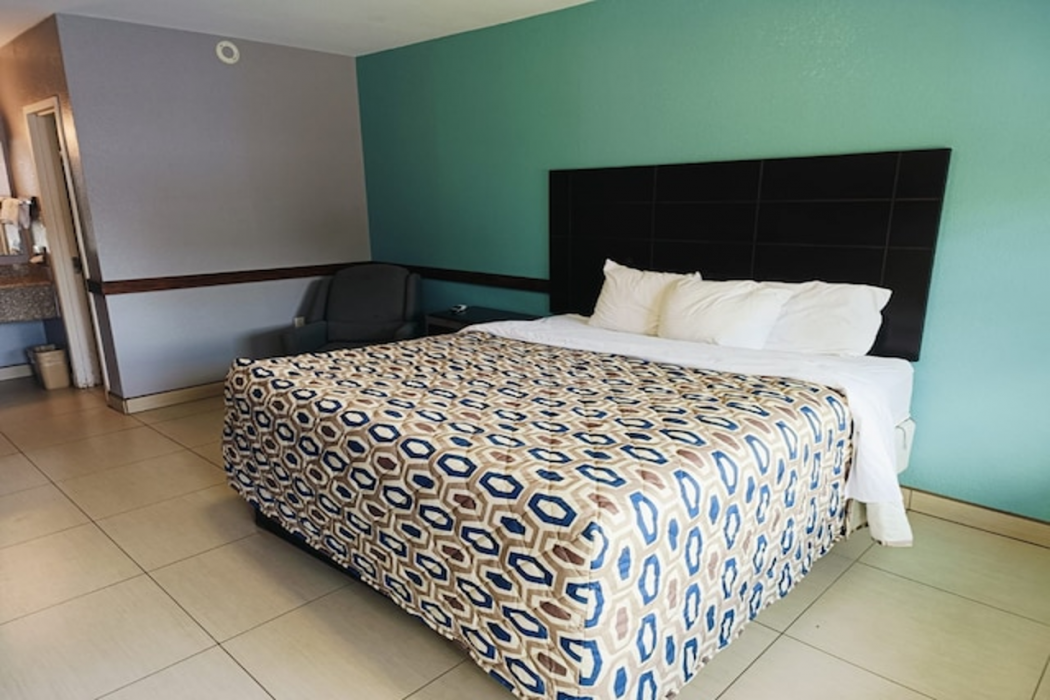 Woodfield Inn & Suites Hotel O, Yoakum TX 111 20/54
