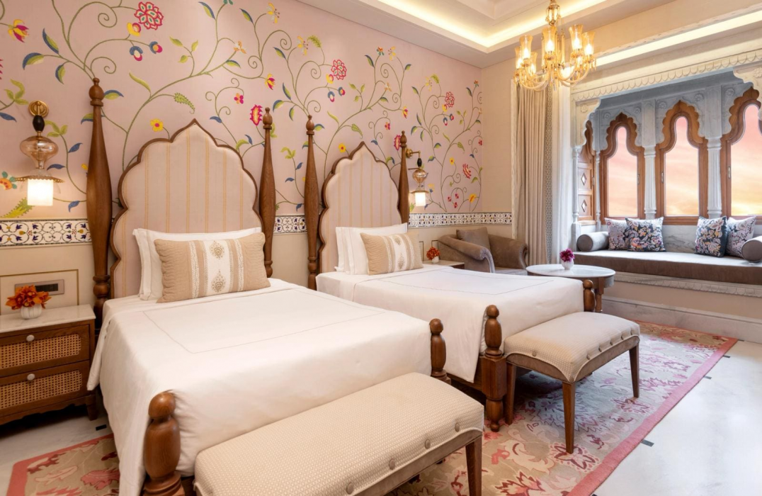 Taj Lalit Bagh 55/116