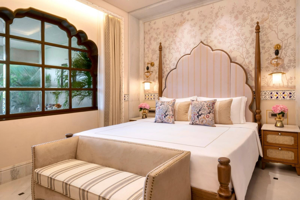Taj Lalit Bagh 56/116