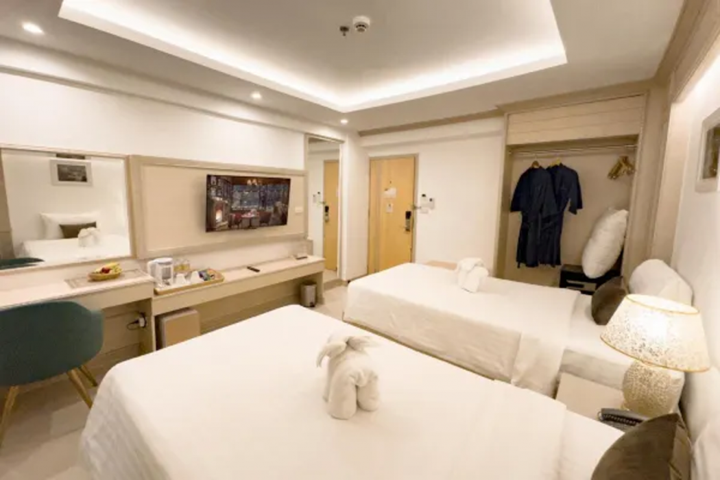 Golden Empire Suvarnabhumi Hotel 14/48