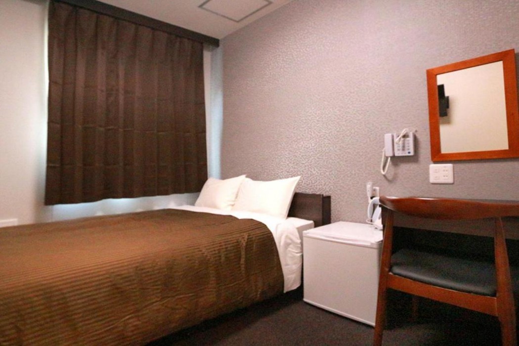 Hotel Trend Fukuyama Ekimae 8/32