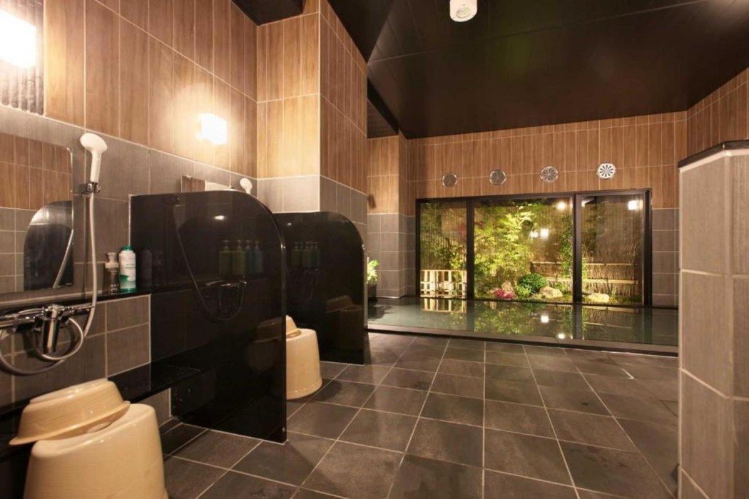 Hotel Route-Inn Hiratsukaeki Station North Exit 10/12