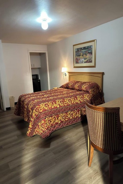 New West Motel 5/15