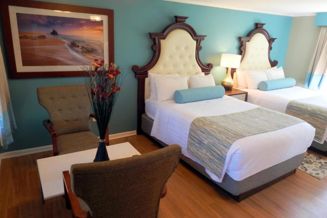 Seacoast Inn 18/36