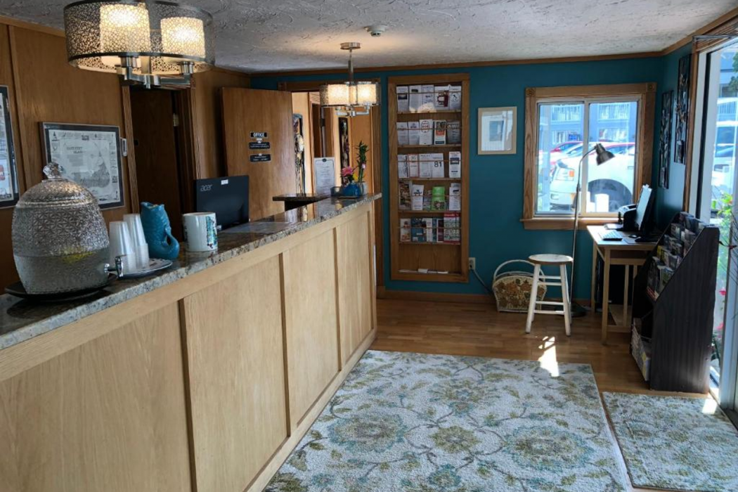 Seacoast Inn 10/36