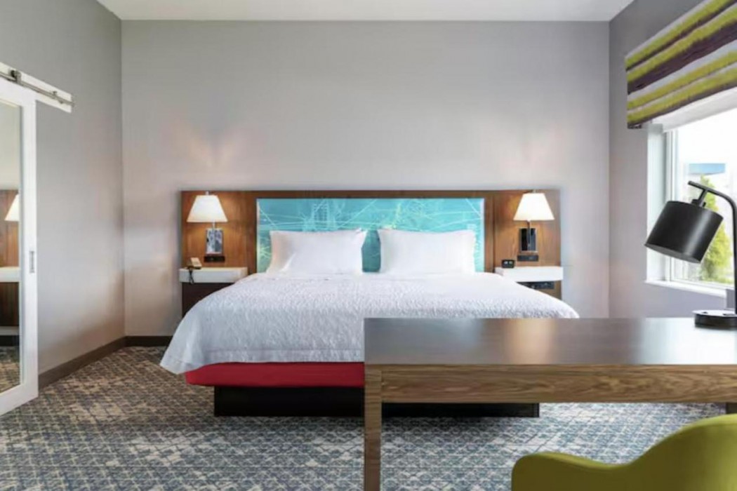 Hampton Inn by Hilton Dexter 8/25